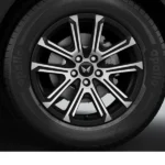 XUV 700 Piano Black DC Alloy Wheel- 43.18 cm